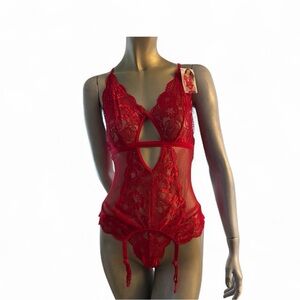 Escante Merry Widow-NWT- Large